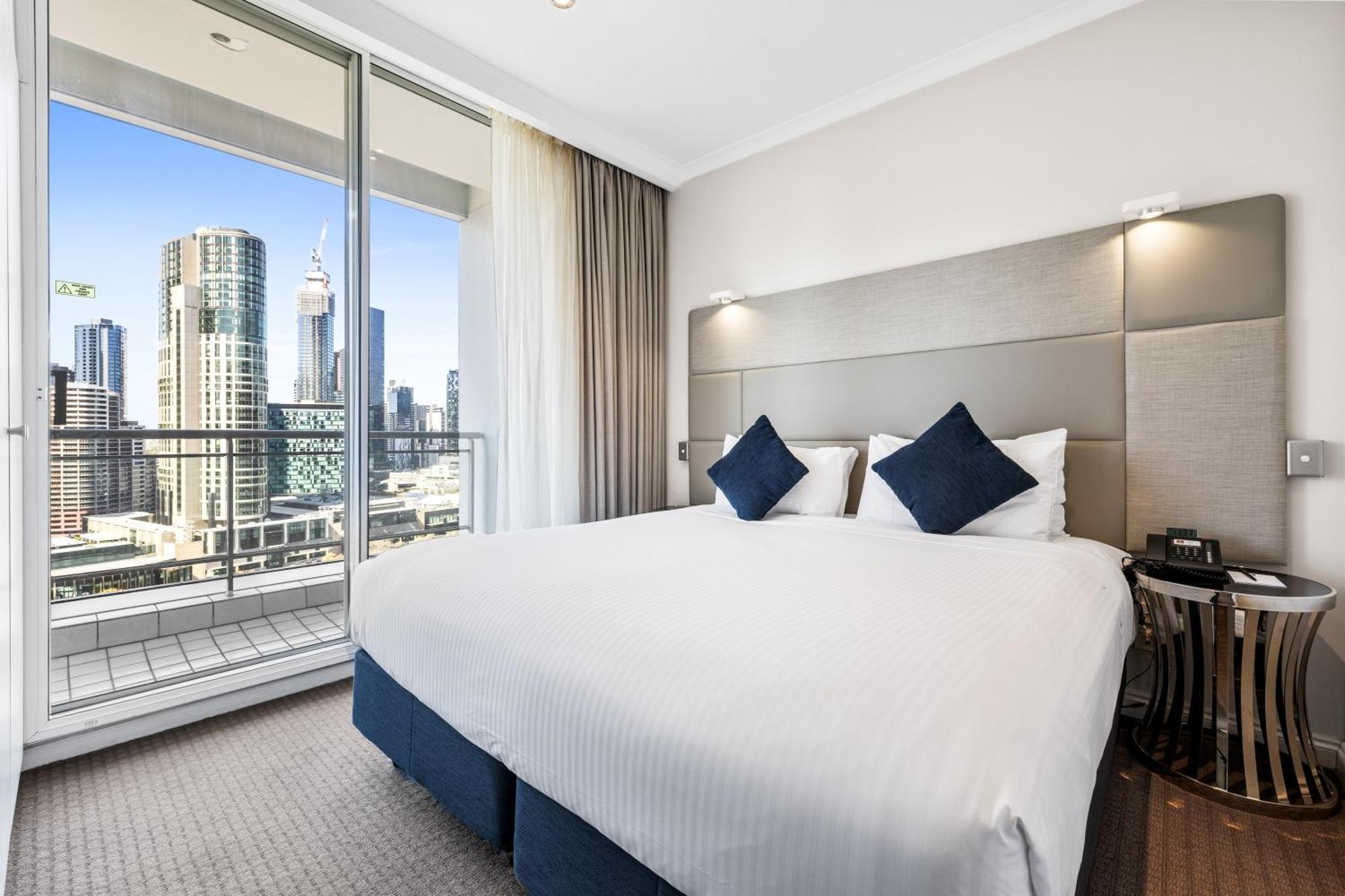Clarion Suites Gateway Melbourne Room photo